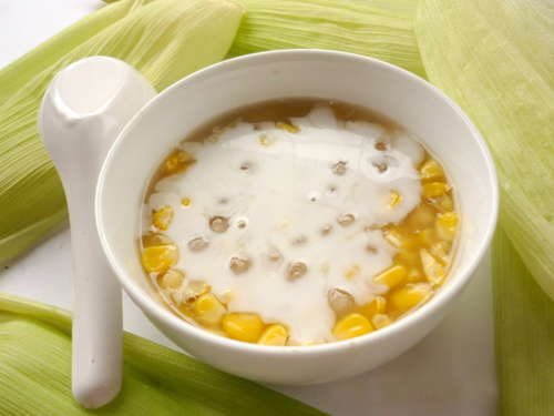 Mẹo kiếm “tiền tấn” từ việc mở quán chè và kinh doanh các món chè online