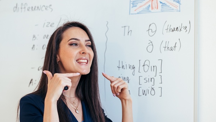 Nâng cao trình độ ngoại ngữ với 8 web phát âm tiếng anh