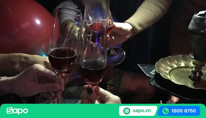thành phần của bàn bay trong bar