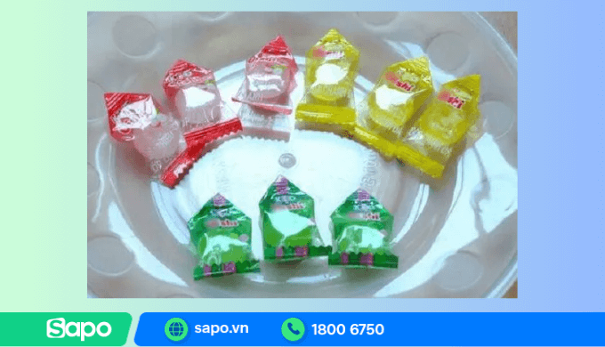 Gắn kẹo oishi với đầy đủ màu sắc vào đế