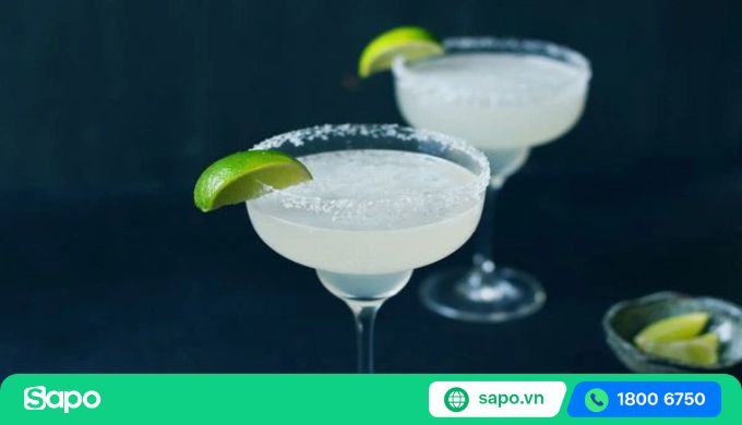 trang trí ly cocktail