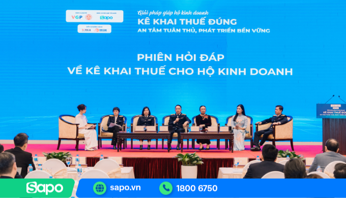 Các chuyên gia giải đáp cho hộ kinh doanh tại hội thảo