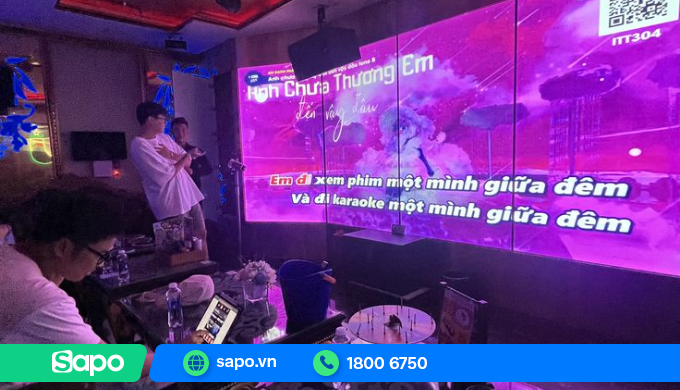 phòng karaoke