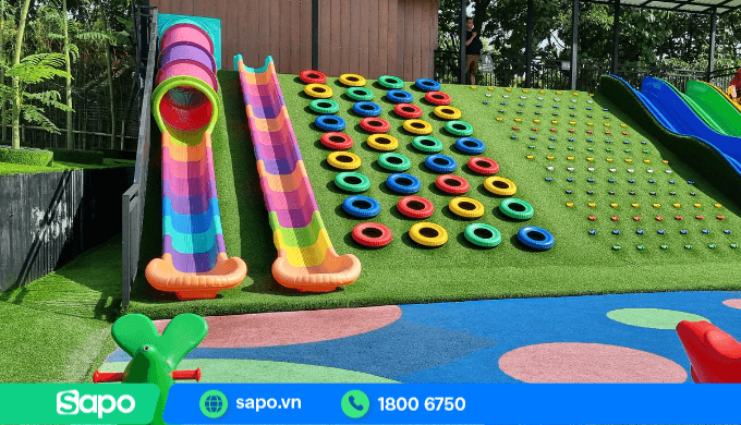 Khu vui chơi trẻ em ngoài trời