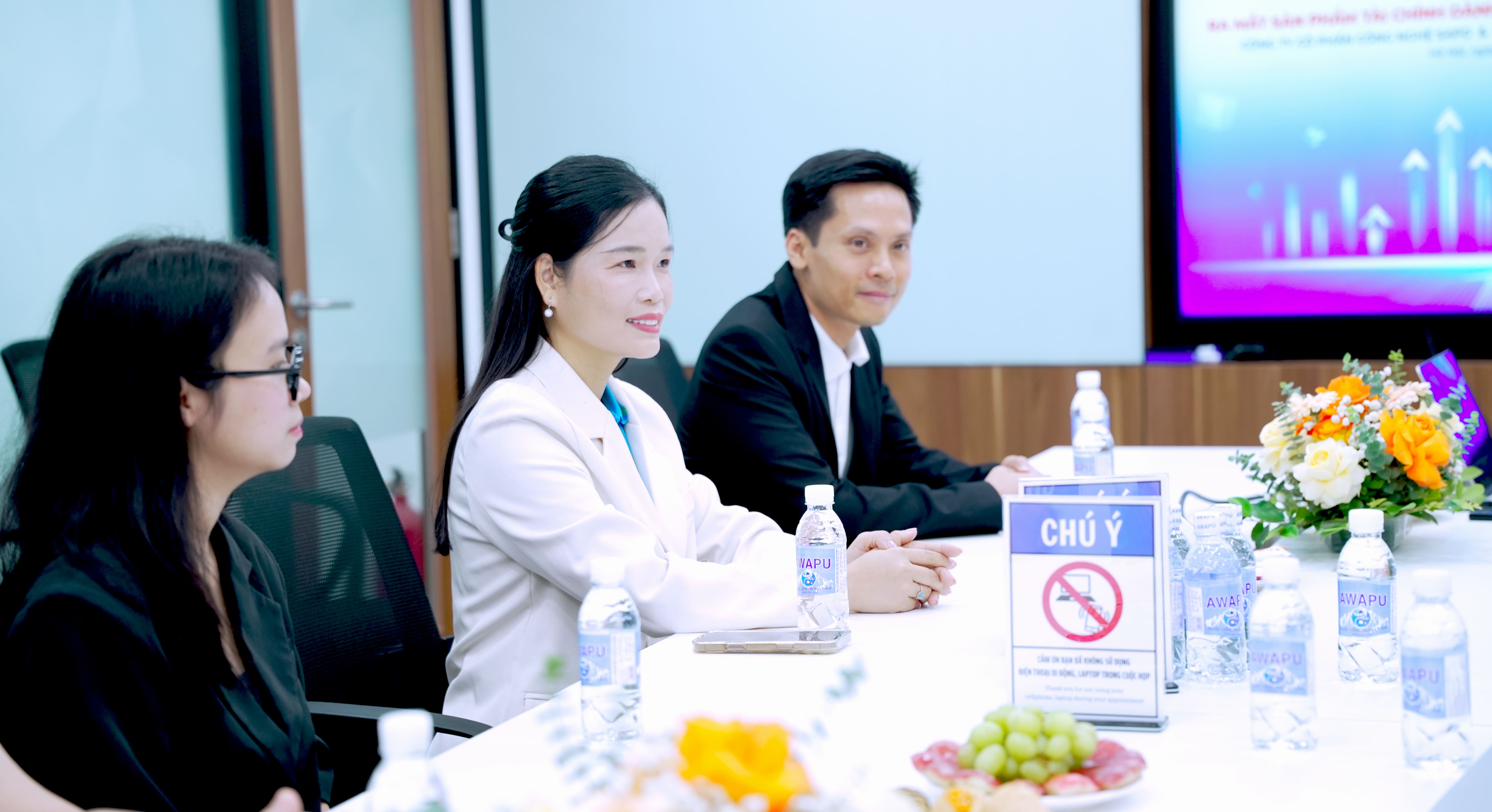 Bà Nguyễn Thị Minh Khuê - Tổng giám đốc Công ty Cổ phần công nghệ Sapo phát biểu tại sự kiện