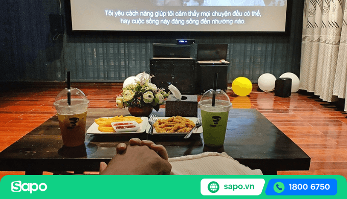 cafe chiếu phim 2 người