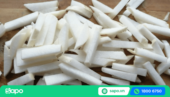 cắt bí thành từng miếng