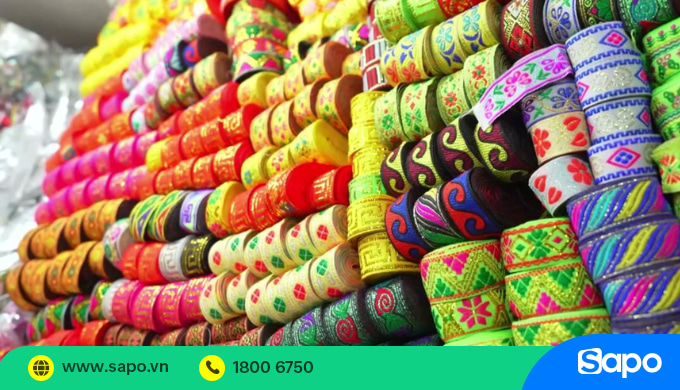 Khám phá khu chợ handmade Hàng Bồ