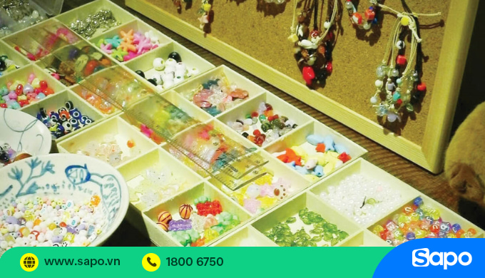 Bạn có thể tìm thấy nhiều loại hạt tại chợ Hàng Bồ