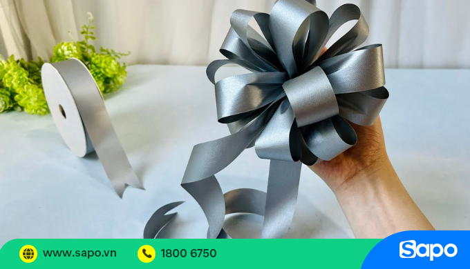Phụ kiện ruy băng được bày bán nhiều tại chợ