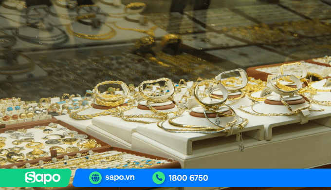 Cửa hàng vàng bạc đá quý có giá trị cao, khó quản lý thủ công