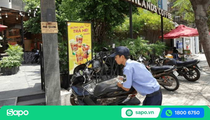 quản lý bảo vệ quán cafe