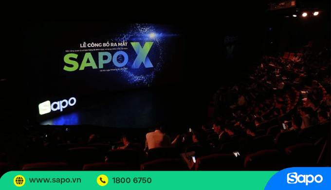 Sân khấu sự kiện ra mắt Sapo X
