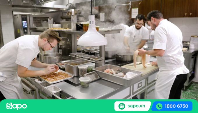 thiết bị bếp nhà hàng