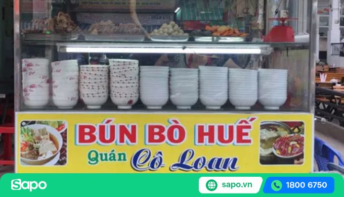 Thiết kế quầy bán phở tủ kính 2 tầng
