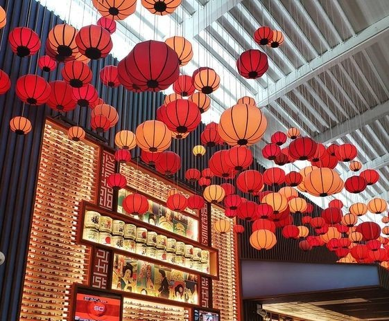 Trang trí tết cho quán cafe