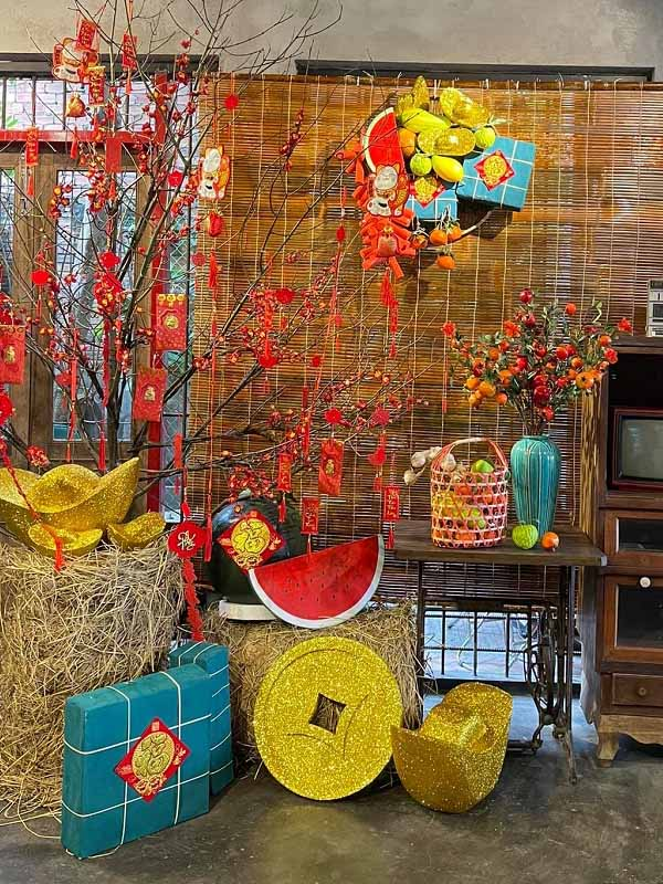 Trang trí tết quán trà sữa