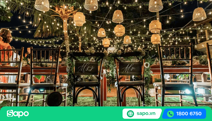quán cafe trang trí tết đẹp